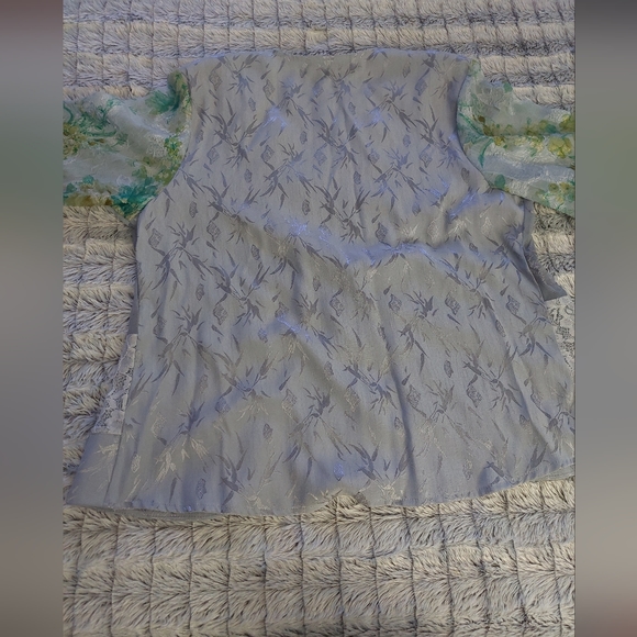 Violet Kay Large lightweight jacket - Picture 2 of 6